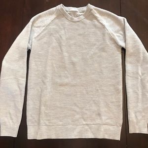 Breathable, cotton sweater